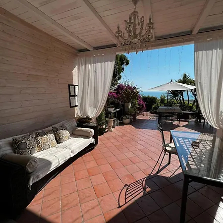 La Casa Di Era 4*