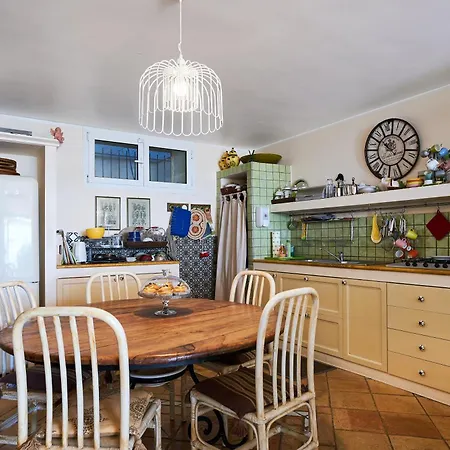 Nocleg ze śniadaniem La Casa Di Era 3*