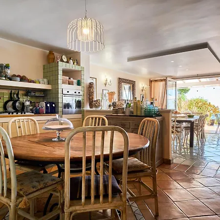 La Casa Di Era Bed & Breakfast *