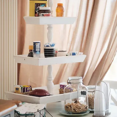 La Casa Di Era Bed & Breakfast 3*