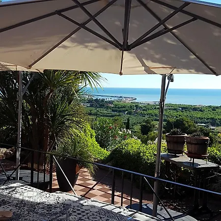 Bed and Breakfast La Casa Di Era