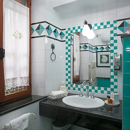 La Casa Di Era Bed and Breakfast 4*