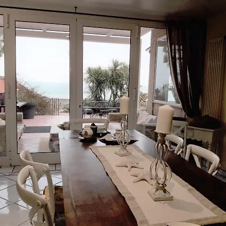 La Casa Di Era Nocleg ze śniadaniem 3*